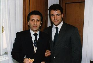 Saluto di commiato del Consigliere per la stampa e l'informazione dott. Gaetano Scelba al sig. Vinicio Degni