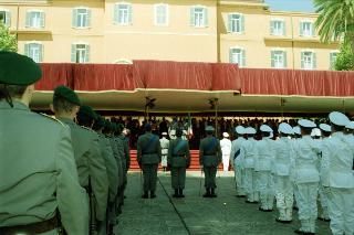 Intervento del Presidente della Repubblica Ciampi alla celebrazione del 225° anniversario di fondazione della del Corpo della Guardia di Finanza (Caserma Piave)