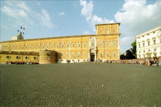 Cambio della Guardia d'onore al Palazzo del Quirinale e concerto della banda dell'Aeronautica