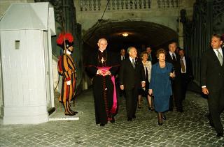 Intervento del Presidente della Repubblica alla cerimonia di Benedizione della facciata della Basilica di San Pietro in Vaticano presieduta da Sua Santità Giovanni Paolo II