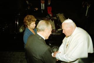 Intervento del Presidente della Repubblica alla cerimonia di Benedizione della facciata della Basilica di San Pietro in Vaticano presieduta da Sua Santità Giovanni Paolo II
