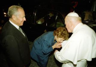 Intervento del Presidente della Repubblica alla cerimonia di Benedizione della facciata della Basilica di San Pietro in Vaticano presieduta da Sua Santità Giovanni Paolo II