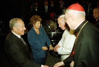 Intervento del Presidente della Repubblica alla cerimonia di Benedizione della facciata della Basilica di San Pietro in Vaticano presieduta da Sua Santità Giovanni Paolo II