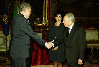 Incontro con S.E. il Signor Thelmut Harris Wilhelm Woutersz, nuovo Ambasciatore della Repubblica Democratica Socialista di Sri Lanka: presentazione delle Lettere Credenziali
