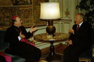 Incontro con S.E. Rev.ma Mons. Giovanni Battista Re, Sostituto per gli Affari Generali della Segreteria di Stato della Santa Sede