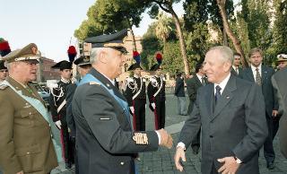 Deposizione di una corona d'alloro, da parte del Presidente della Repubblica, all'Altare della Patria ed al Mausoleo Ardeatino, in occasione del Giorno dell'Unità Nazionale e Festa delle Forze Armate