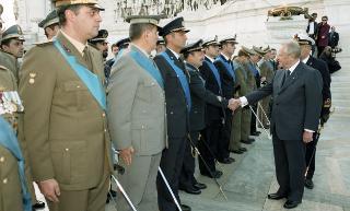 Deposizione di una corona d'alloro, da parte del Presidente della Repubblica, all'Altare della Patria ed al Mausoleo Ardeatino, in occasione del Giorno dell'Unità Nazionale e Festa delle Forze Armate