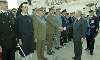 Deposizione di una corona d'alloro, da parte del Presidente della Repubblica, all'Altare della Patria ed al Mausoleo Ardeatino, in occasione del Giorno dell'Unità Nazionale e Festa delle Forze Armate
