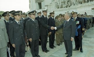 Deposizione di una corona d'alloro, da parte del Presidente della Repubblica, all'Altare della Patria ed al Mausoleo Ardeatino, in occasione del Giorno dell'Unità Nazionale e Festa delle Forze Armate
