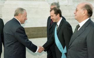 Deposizione di una corona d'alloro, da parte del Presidente della Repubblica, all'Altare della Patria ed al Mausoleo Ardeatino, in occasione del Giorno dell'Unità Nazionale e Festa delle Forze Armate