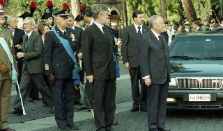 Deposizione di una corona d'alloro, da parte del Presidente della Repubblica, all'Altare della Patria ed al Mausoleo Ardeatino, in occasione del Giorno dell'Unità Nazionale e Festa delle Forze Armate