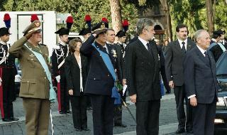 Deposizione di una corona d'alloro, da parte del Presidente della Repubblica, all'Altare della Patria ed al Mausoleo Ardeatino, in occasione del Giorno dell'Unità Nazionale e Festa delle Forze Armate
