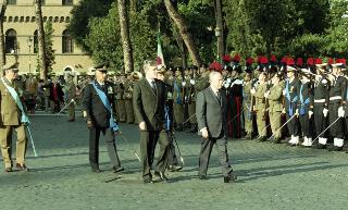Deposizione di una corona d'alloro, da parte del Presidente della Repubblica, all'Altare della Patria ed al Mausoleo Ardeatino, in occasione del Giorno dell'Unità Nazionale e Festa delle Forze Armate