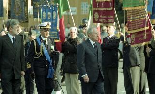 Deposizione di una corona d'alloro, da parte del Presidente della Repubblica, all'Altare della Patria ed al Mausoleo Ardeatino, in occasione del Giorno dell'Unità Nazionale e Festa delle Forze Armate