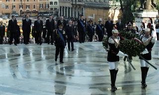 Deposizione di una corona d'alloro, da parte del Presidente della Repubblica, all'Altare della Patria ed al Mausoleo Ardeatino, in occasione del Giorno dell'Unità Nazionale e Festa delle Forze Armate