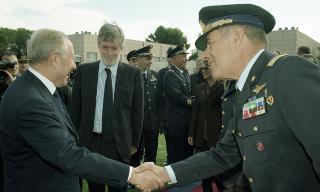 Intervento del Presidente della Repubblica alla cerimonia di inaugurazione dell'Anno Accademico 1999-2000 dell'Accademia Aeronautica di Pozzuoli