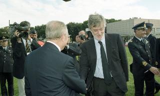 Intervento del Presidente della Repubblica alla cerimonia di inaugurazione dell'Anno Accademico 1999-2000 dell'Accademia Aeronautica di Pozzuoli