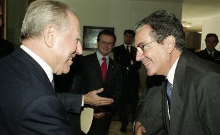 Intervento del Presidente della Repubblica alla cerimonia di inaugurazione dell'Anno Accademico 1999-2000 dell'Accademia Aeronautica di Pozzuoli
