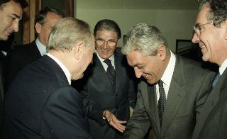 Intervento del Presidente della Repubblica alla cerimonia di inaugurazione dell'Anno Accademico 1999-2000 dell'Accademia Aeronautica di Pozzuoli