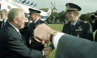 Intervento del Presidente della Repubblica alla cerimonia di inaugurazione dell'Anno Accademico 1999-2000 dell'Accademia Aeronautica di Pozzuoli