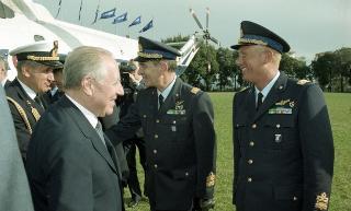 Intervento del Presidente della Repubblica alla cerimonia di inaugurazione dell'Anno Accademico 1999-2000 dell'Accademia Aeronautica di Pozzuoli