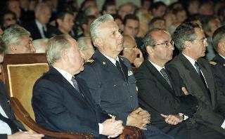 Intervento del Presidente della Repubblica alla cerimonia di inaugurazione dell'Anno Accademico 1999-2000 dell'Accademia Aeronautica di Pozzuoli
