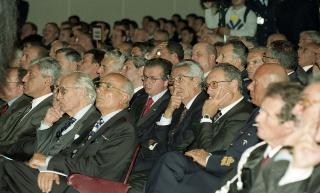 Intervento del Presidente della Repubblica alla cerimonia di inaugurazione dell'Anno Accademico 1999-2000 dell'Accademia Aeronautica di Pozzuoli