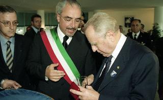 Intervento del Presidente della Repubblica alla cerimonia di inaugurazione dell'Anno Accademico 1999-2000 dell'Accademia Aeronautica di Pozzuoli