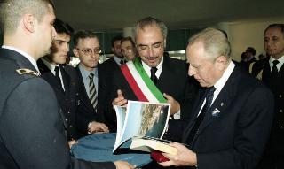 Intervento del Presidente della Repubblica alla cerimonia di inaugurazione dell'Anno Accademico 1999-2000 dell'Accademia Aeronautica di Pozzuoli