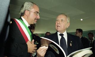 Intervento del Presidente della Repubblica alla cerimonia di inaugurazione dell'Anno Accademico 1999-2000 dell'Accademia Aeronautica di Pozzuoli
