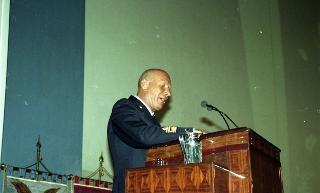 Intervento del Presidente della Repubblica alla cerimonia di inaugurazione dell'Anno Accademico 1999-2000 dell'Accademia Aeronautica di Pozzuoli