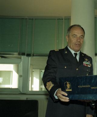 Intervento del Presidente della Repubblica alla cerimonia di inaugurazione dell'Anno Accademico 1999-2000 dell'Accademia Aeronautica di Pozzuoli