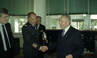 Intervento del Presidente della Repubblica alla cerimonia di inaugurazione dell'Anno Accademico 1999-2000 dell'Accademia Aeronautica di Pozzuoli