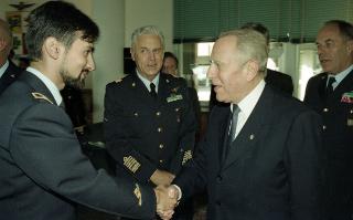 Intervento del Presidente della Repubblica alla cerimonia di inaugurazione dell'Anno Accademico 1999-2000 dell'Accademia Aeronautica di Pozzuoli