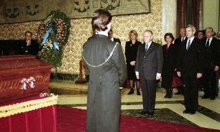 Omaggio alla Salma dell'On. Nilde Iotti, presso la camera ardente, Palazzo Montecitorio