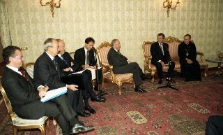 Incontro del Presidente della Repubblica Carlo Azeglio Ciampi con i membri della Presidenza della Fondazione &quot;Rotonda Romana&quot;