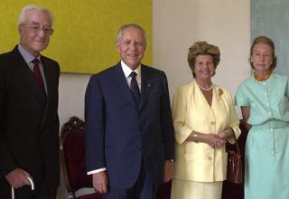 Il Presidente Ciampi e la moglie Franca con il Conte Giuseppe Panza e la signora Giulia Maria Mazzoni Crespi, Presidente del FAI