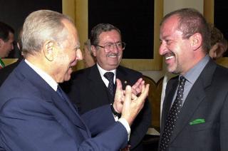 Il Presidente Ciampi con l'On. Roberto Maroni ed il Prefetto di Varese Gian Valerio Lombardi
