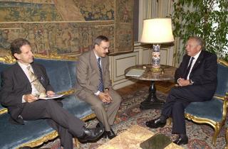 Il Presidente Ciampi durante i colloqui con il Sindaco di Pisa Paolo Fontanelli e il Direttore della Scuola Normale di Pisa Salvatore Settis