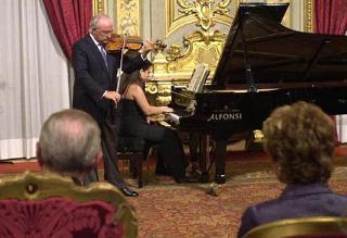 Il Maestro Salvatore Accardo durante il concerto al Quirinale, in occasione della cerimonia di consegna del "Premio Leonardo" e "Qualità Italia"