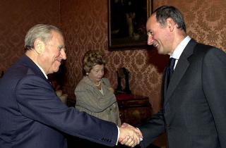 Il Presidente Ciampi con il Presidente della Giunta regionale della Sardegna Mario Floris