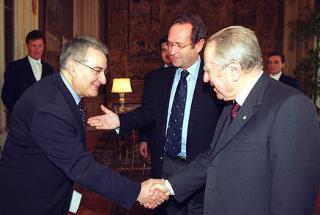 Il Presidente Ciampi con Aldo Forbice del GR1 e Roberto Zaccaria Presidente della RAI