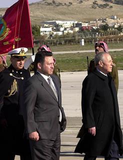 Il Presidente Ciampi con LL.MM. il Re Abdullah II di Giordania durante la cerimonia di benvenuto