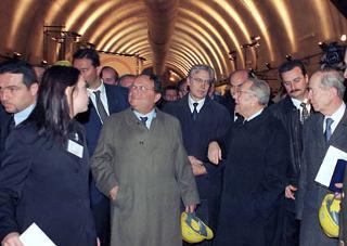Il Presidente Ciampi alla cerimonia di abbattimento del diaframma nella galleria ferroviaria di Vaglia