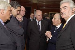 Il Presidente Ciampi poco prima della colazione offerta in suo onore dal Presidente del Banco Naciòn Enrico Oliveria