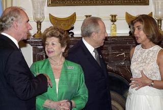 Il Presidente Ciampi e il Presidente della Repubblica Argentina De La Rua con le consorti poco prima del pranzo di Stato