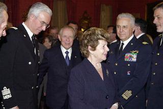 Il Presidente Ciampi con la moglie Franca al ricevimento offerto dal Gen. S.A. Mario Arpino
