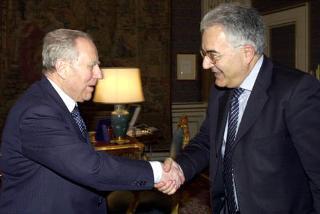 Il Presidente Ciampi con il nuovo Presidente dell'Istituto Superiore della Sanità Prof. Enrico Garaci