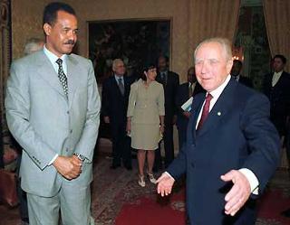 Il Presidente Ciampi con il Presidente dello Stato dell'Eritrea,Isaias Afeworki