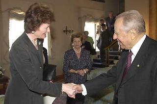 Il Presidente della Repubblica con Mary Robinson, Alto Commissario delle Nazioni Uniti per i Diritti dell'Uomo, ex Presidente della Repubblica Irlandese